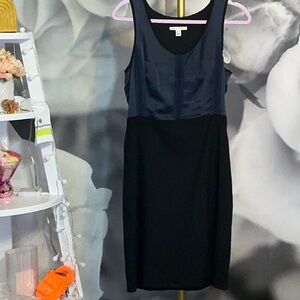 Banana Republic NWOT Size 6 Navy and Black Mini Dress